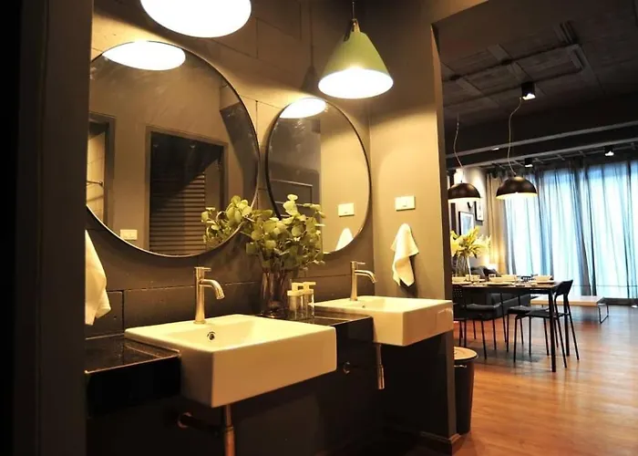 Stay-dium House Huamark Apartment