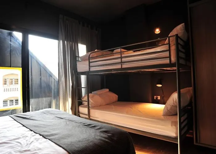 Stay-dium House Huamark